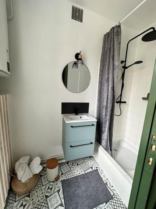 Petite Maison De Ville 아브랑슈 외부 사진