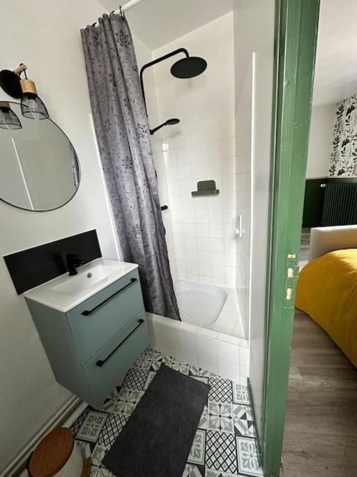 Petite Maison De Ville 아브랑슈 외부 사진